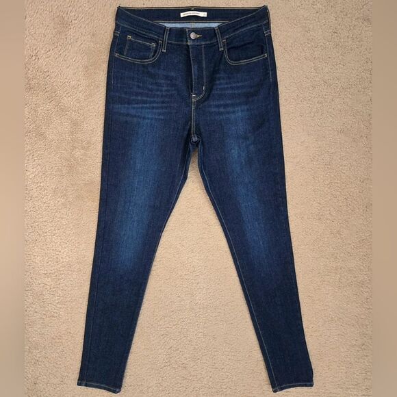 NEW Levi's Super Skinny Jean Size 12 (31) - Picture 1 of 5